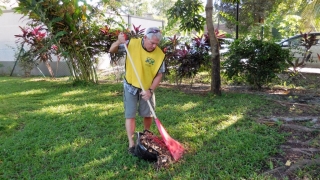 LDS-charities voluntary-work-in Tasputra-garden-2016-(10)
