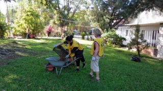 LDS-charities voluntary-work-in Tasputra-garden-2016-(6)